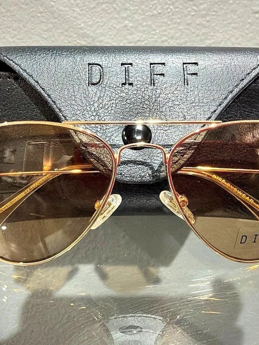 DIFF Aviator Sunglasses in Brown & Gold new